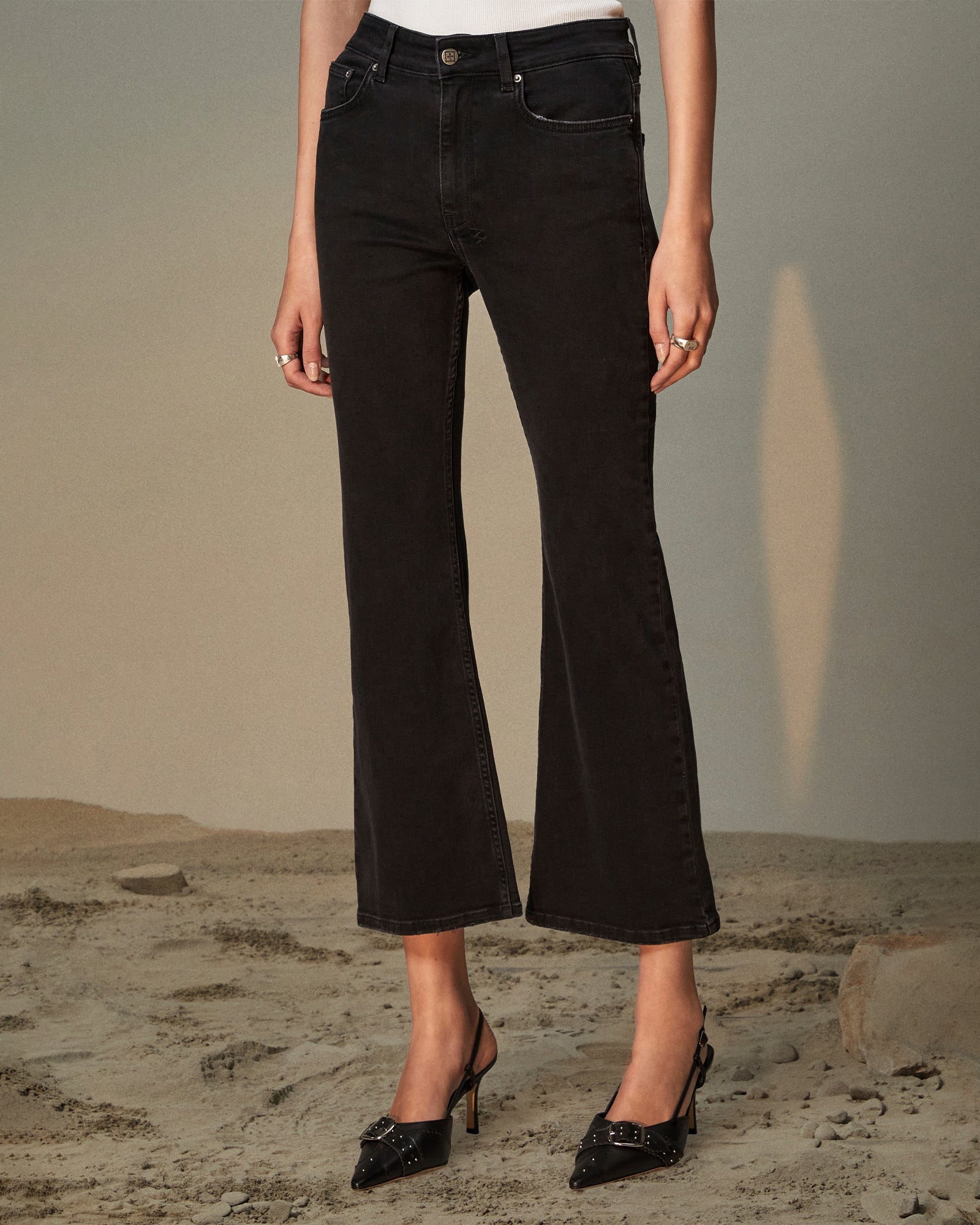 WOMENS SOHO CROP STEALTH DENIM JEANS