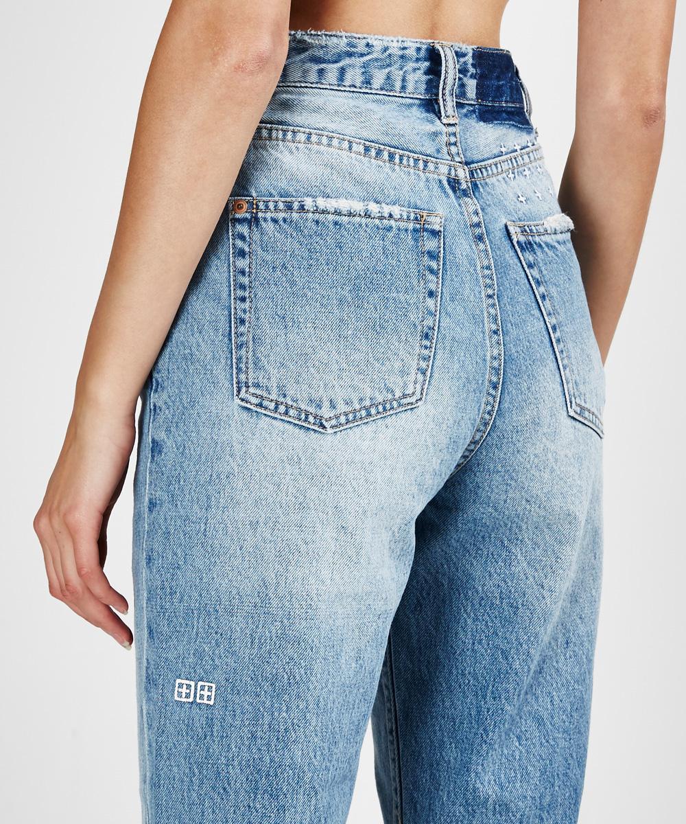 Womens Chlo Wasted Heartache Relaxed Denim Jeans - Denim