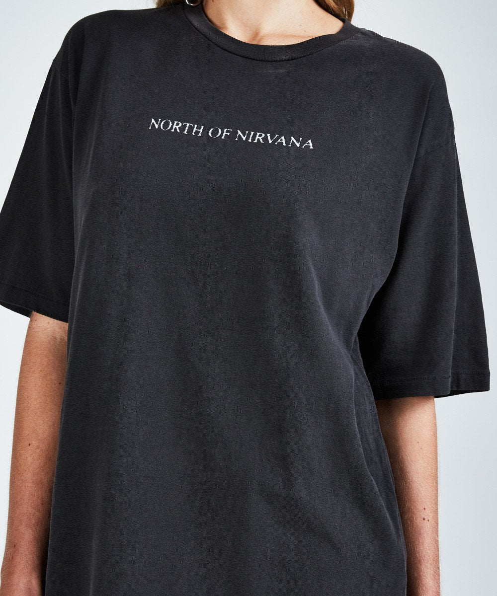 Womens North Of Nirvana Ss Tee Black Oversized Tees - Black