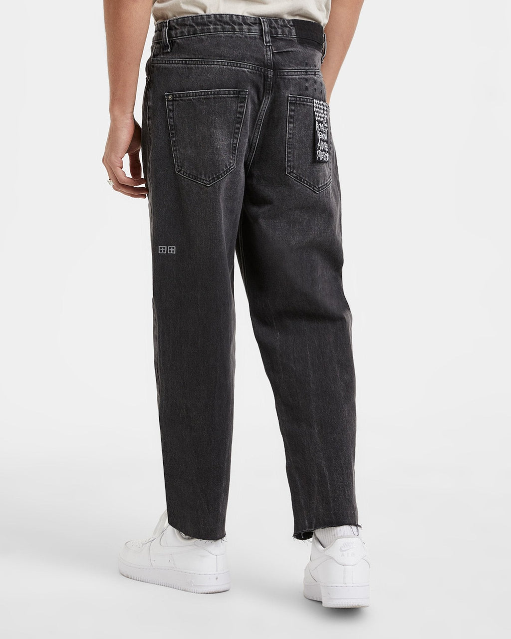 MENS BULLET CROP ASPHALT DENIM JEANS