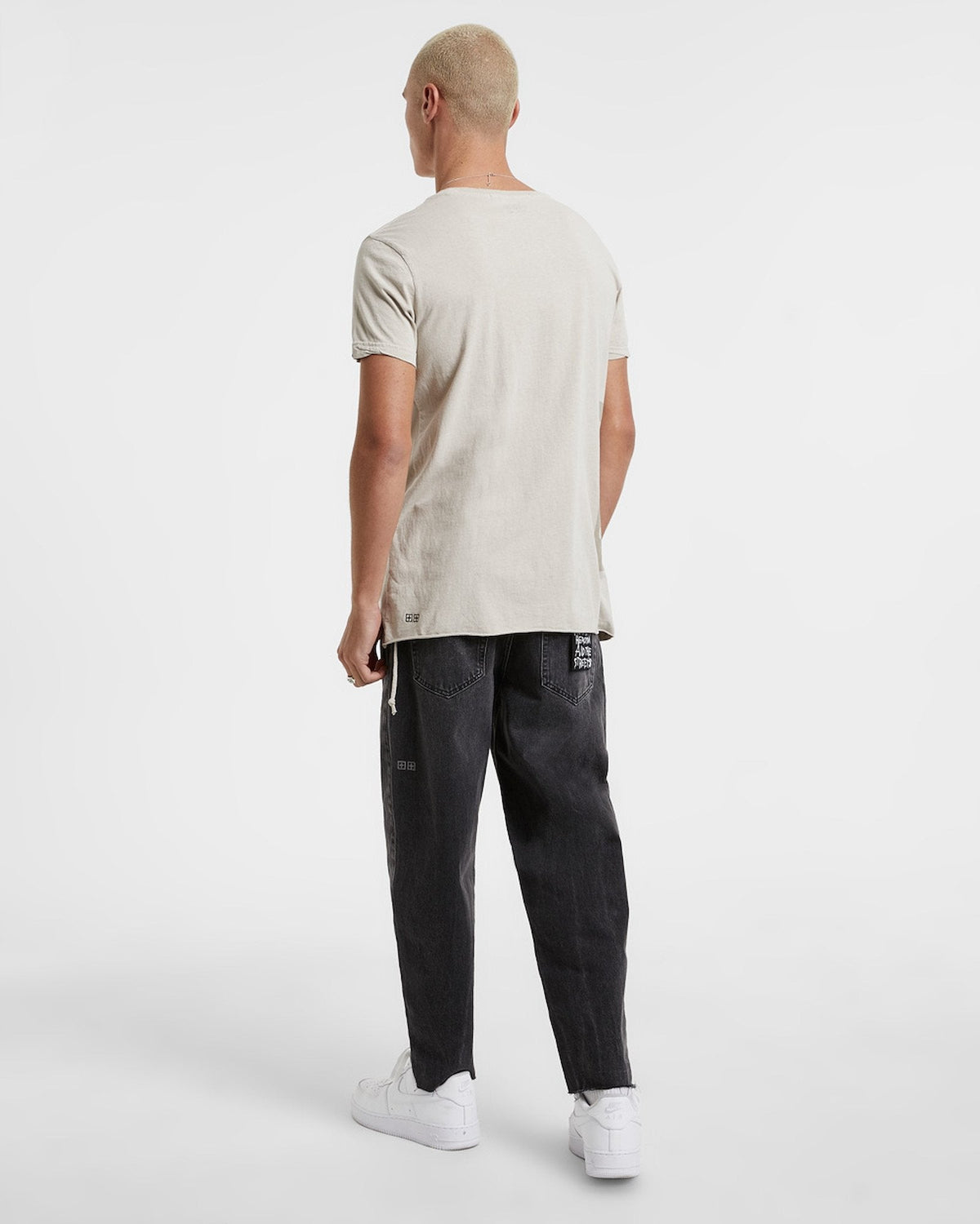MENS BULLET CROP ASPHALT DENIM JEANS
