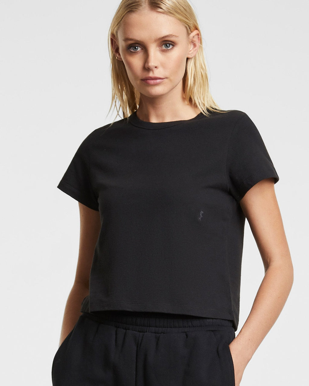 WOMENS 3 X 4 MINI SS TEE JET BLACK TEES