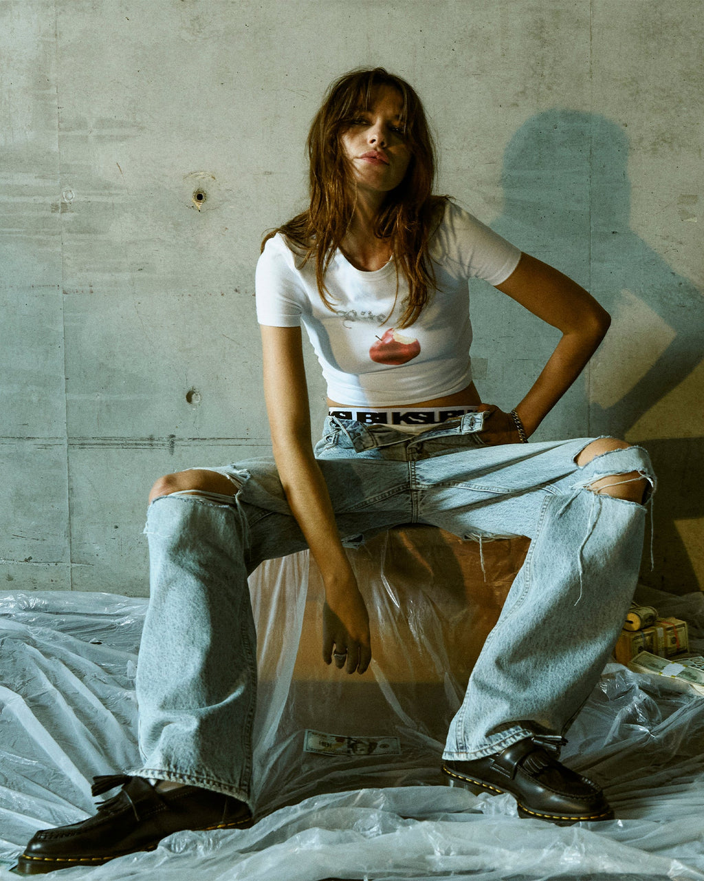 WOMENS LOW RIDER KARMA TRASHED DENIM JEANS