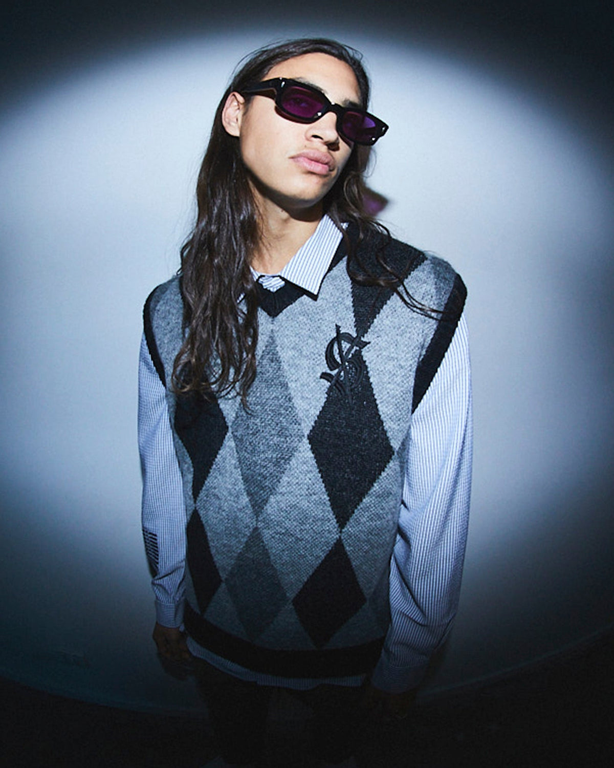 MENS OLD DOLLAR VEST GREY KNITWEAR