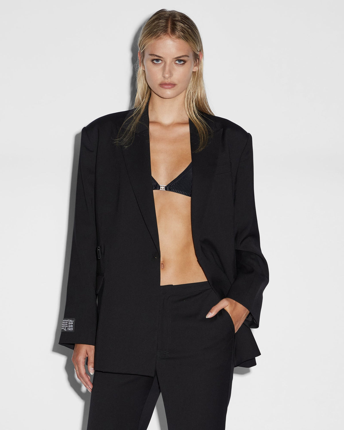 WOMENS ULTIMATE BLAZER BLACK JACKETS