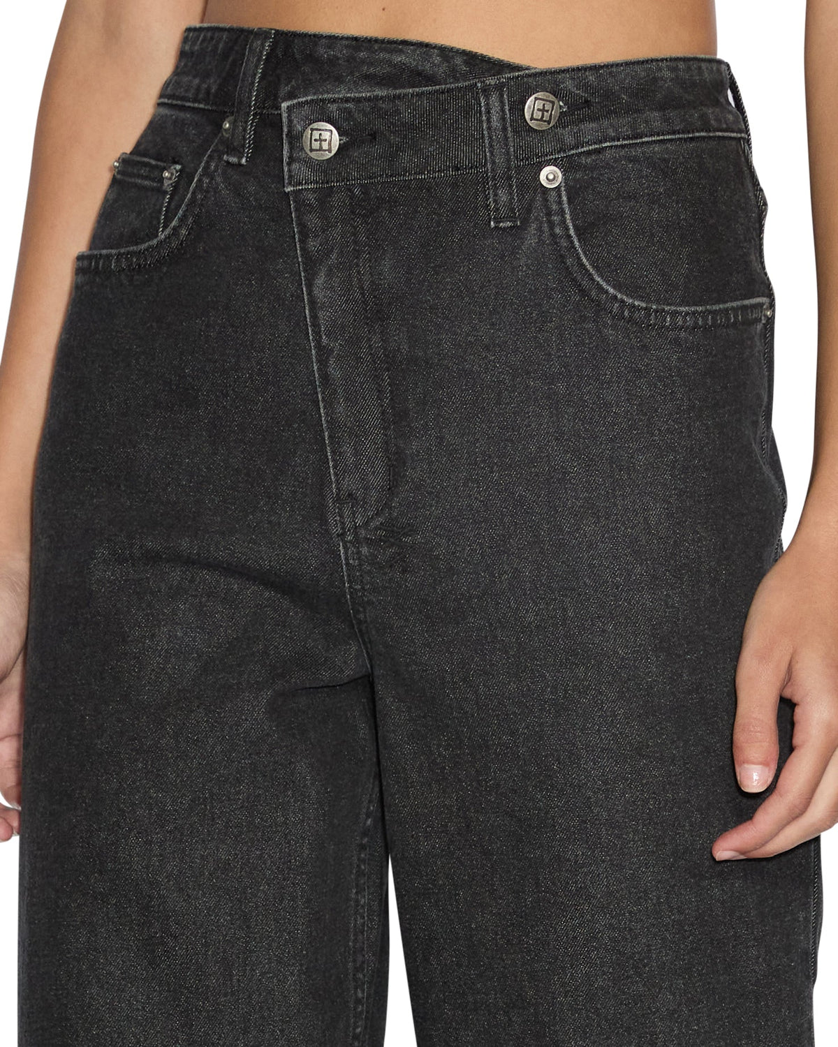 WOMENS RELAX JEAN NOIR DENIM JEANS