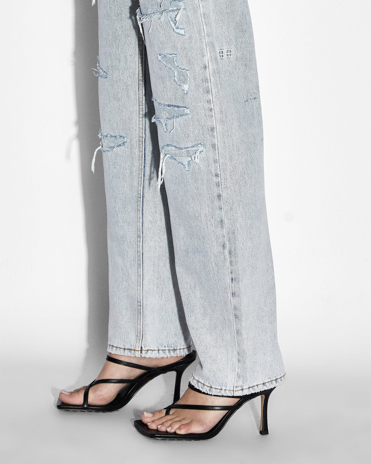 Womens Brooklyn Jean Muse Repair Straight Denim Jeans - Denim