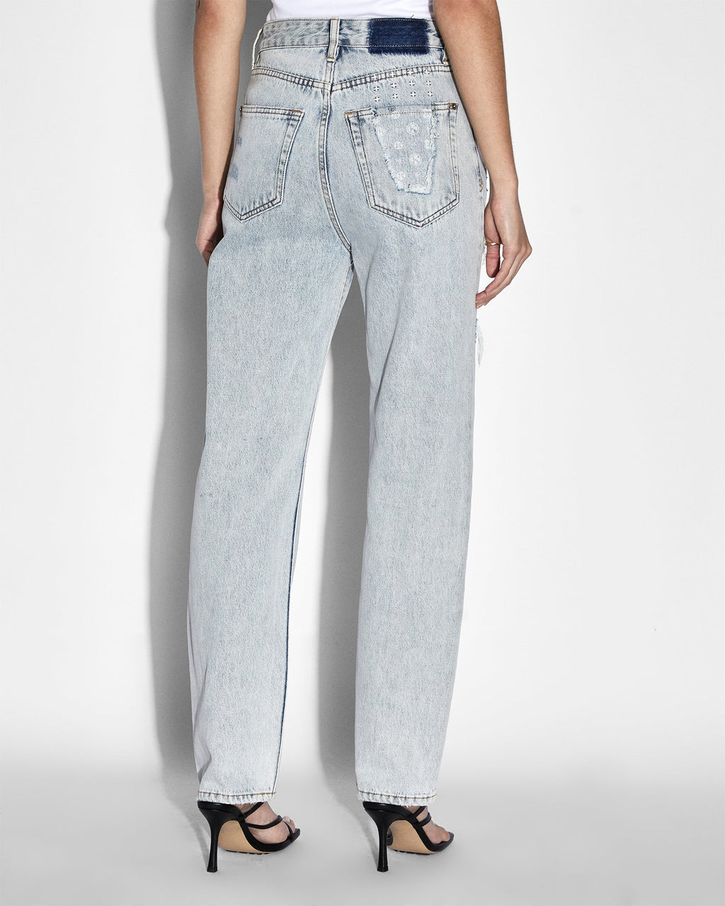 Womens Brooklyn Jean Muse Repair Straight Denim Jeans - Denim