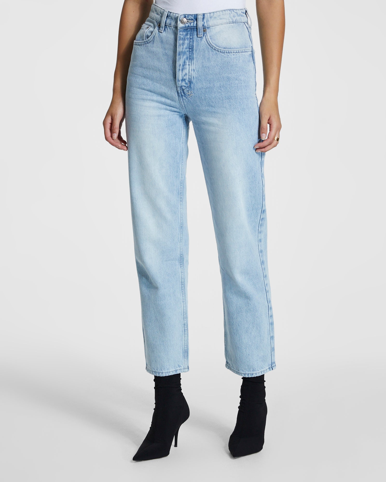 WOMENS  BROOKLYN JEAN SENSE STRAIGHT DENIM JEANS