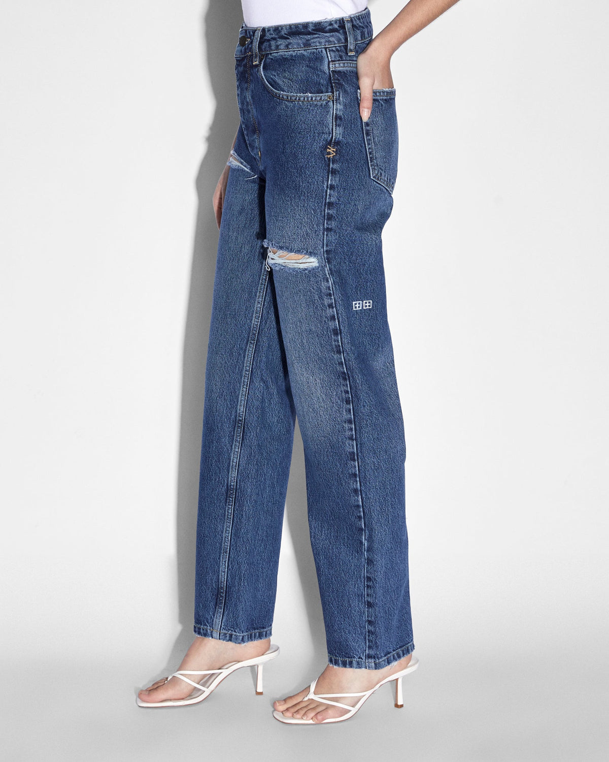 WOMENS BROOKLYN JEAN STELLA SLASHED DENIM JEANS