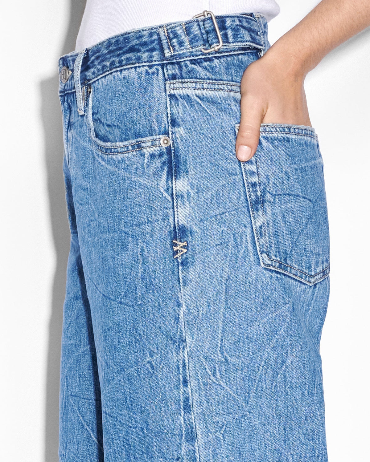 WOMENS LOW RIDER RAMBLE TRASHED DENIM JEANS