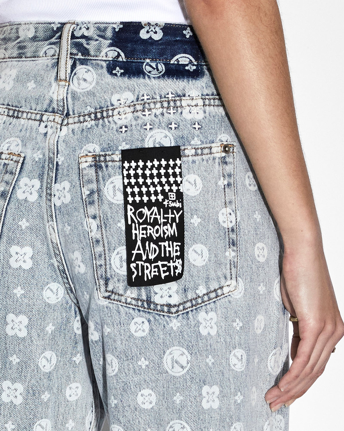 WOMENS LOW RIDER MONOGRAM SPLITS DENIM JEANS