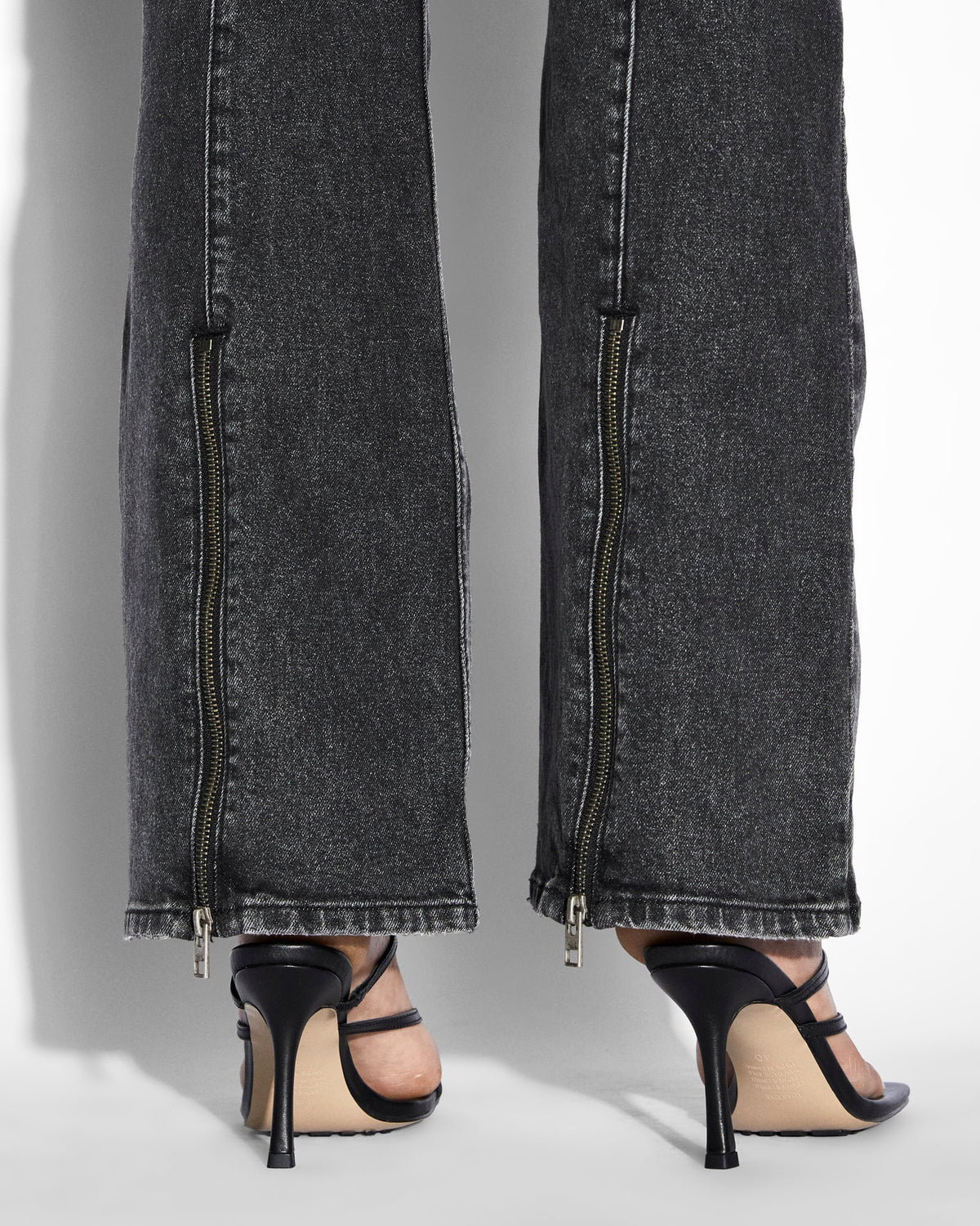 WOMENS SOHO ONYX ZIP DENIM JEANS