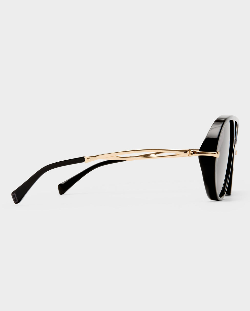 The Kondor Sunglasses Black Eyewear - Black