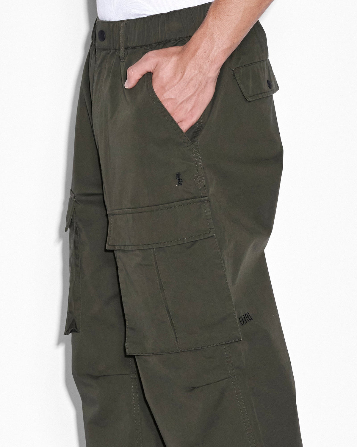 Mens Fugitive Cargo Pant Dark Fantasy Straight Pants - Black