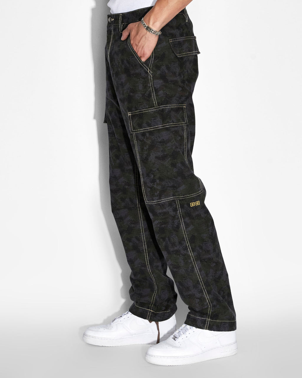 MENS FUGITIVE CARGO PANT CAMO PANTS