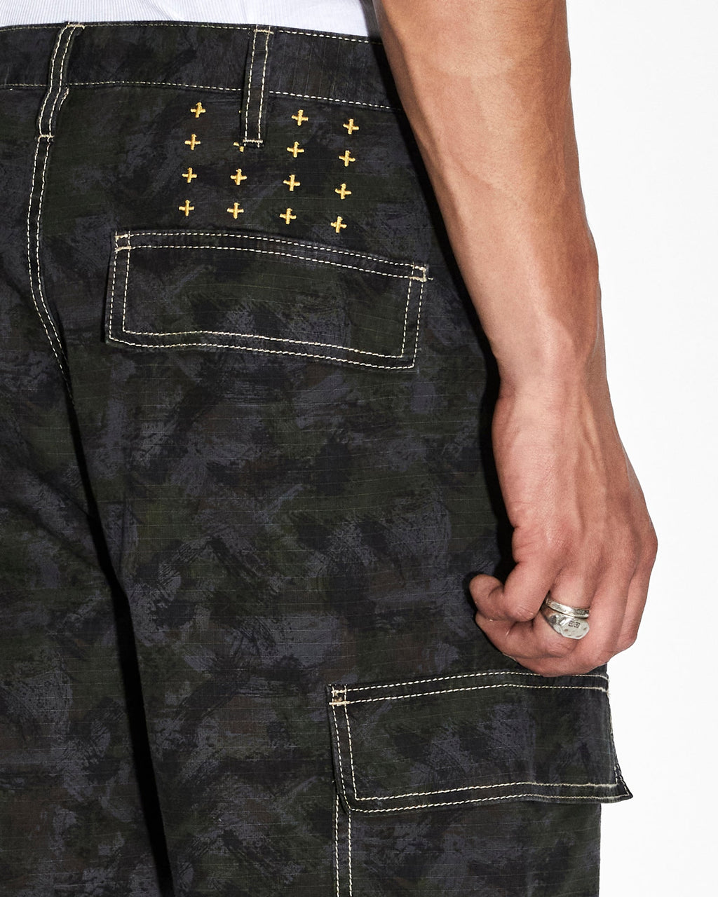 MENS FUGITIVE CARGO PANT CAMO PANTS