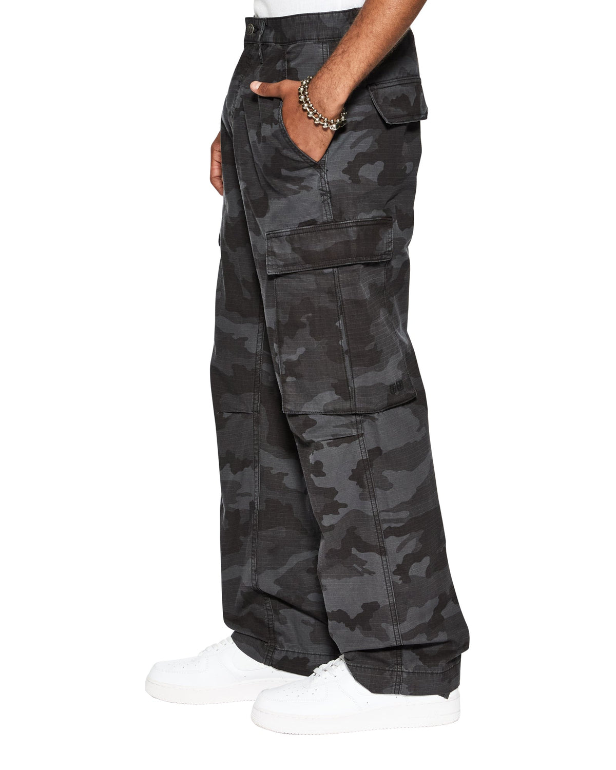MENS FUGITIVE CARGO BLACK CAMO PANTS