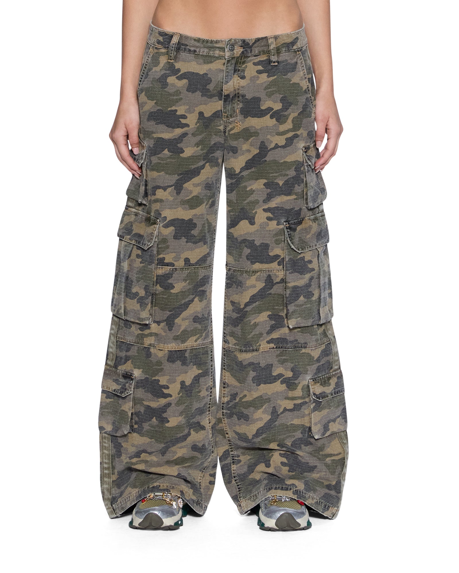 DROPOUT CARGO PANT CAMO