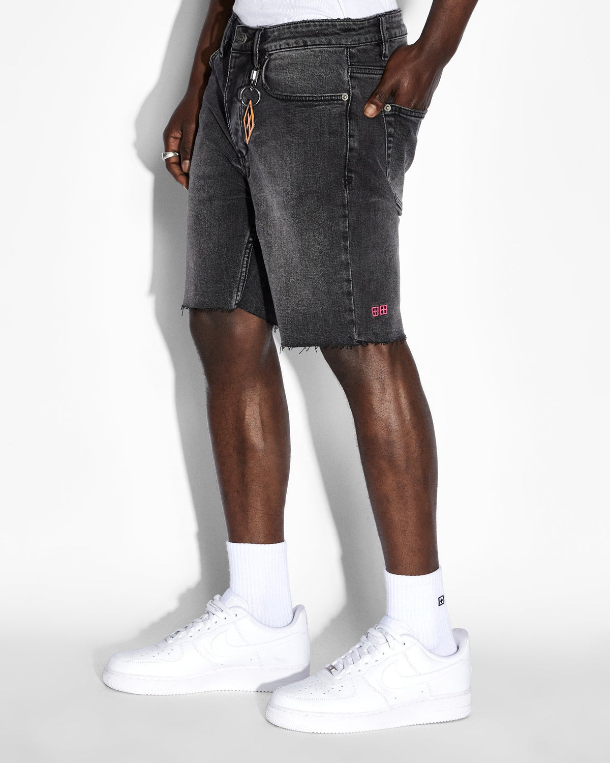Mens Chopper Short Spray Out Pink Slim Walkshorts - Black