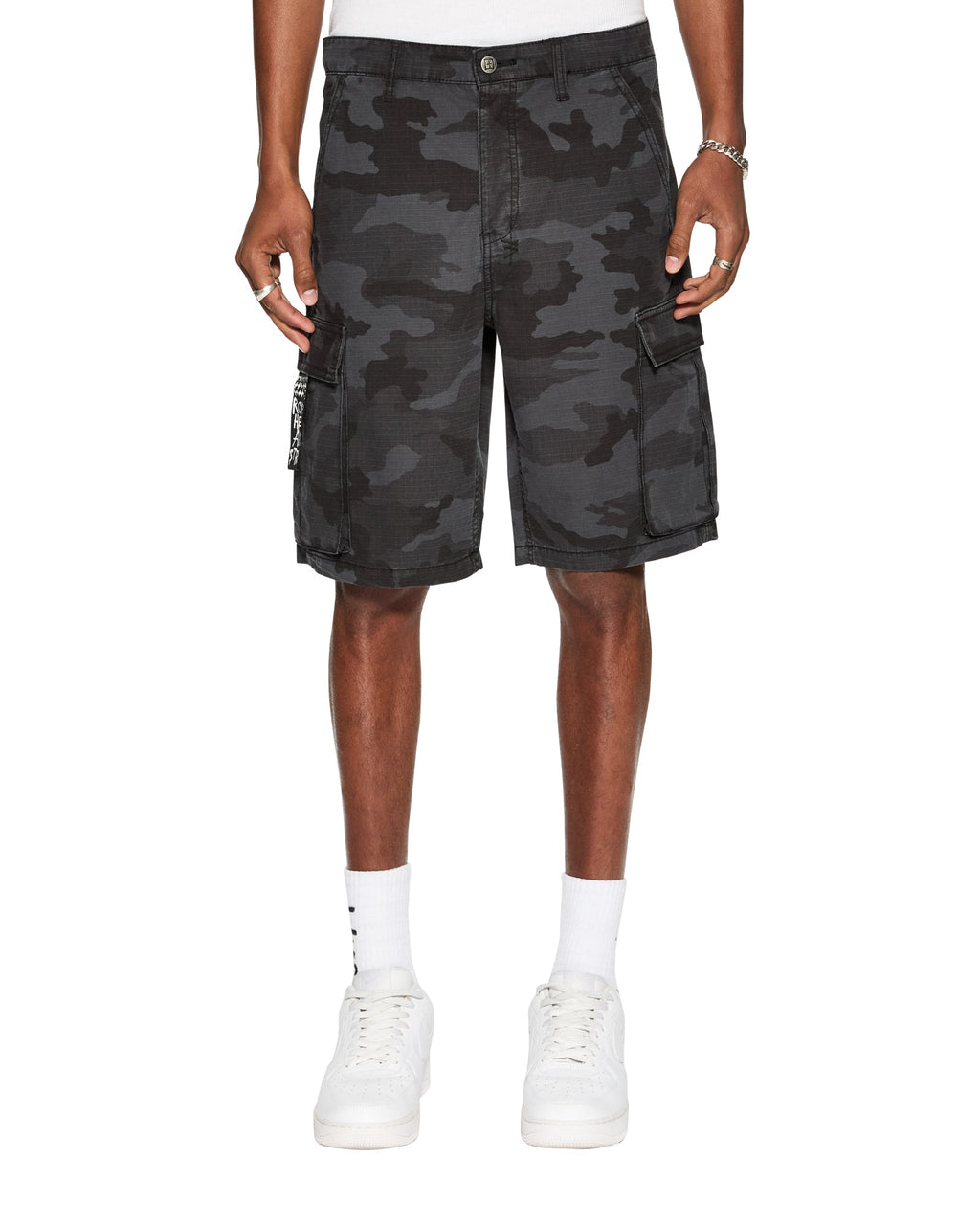 MENS FUGITIVE CARGO SHORT BLACK CAMO WALKSHORTS