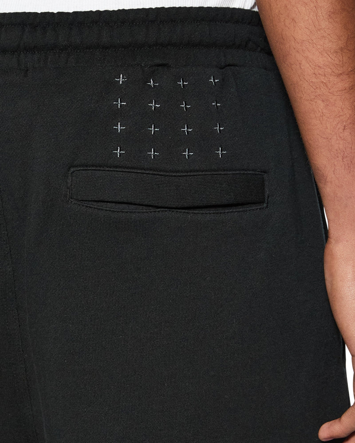 MENS 4 X 4 TRAK SHORT JET BLACK WALKSHORTS