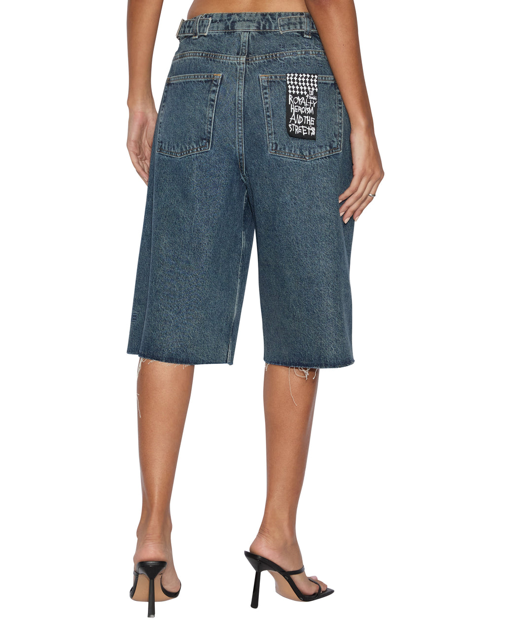 WOMENS LOW RIDER SHORT SUBWAY WALKSHORTS