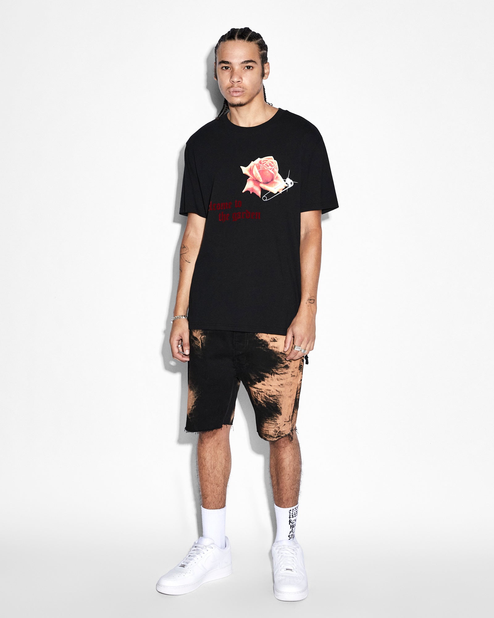 ROSE GARDEN KASH SS TEE JET BLACK