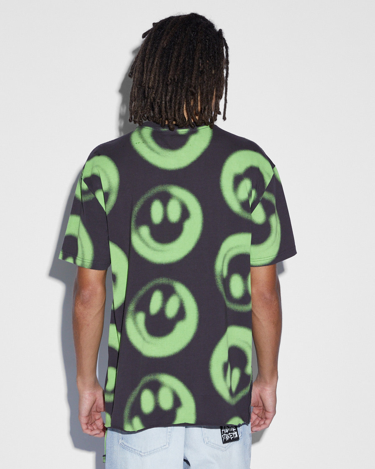 MENS HAPPY BIGGIE SS TEE BLACK TEES