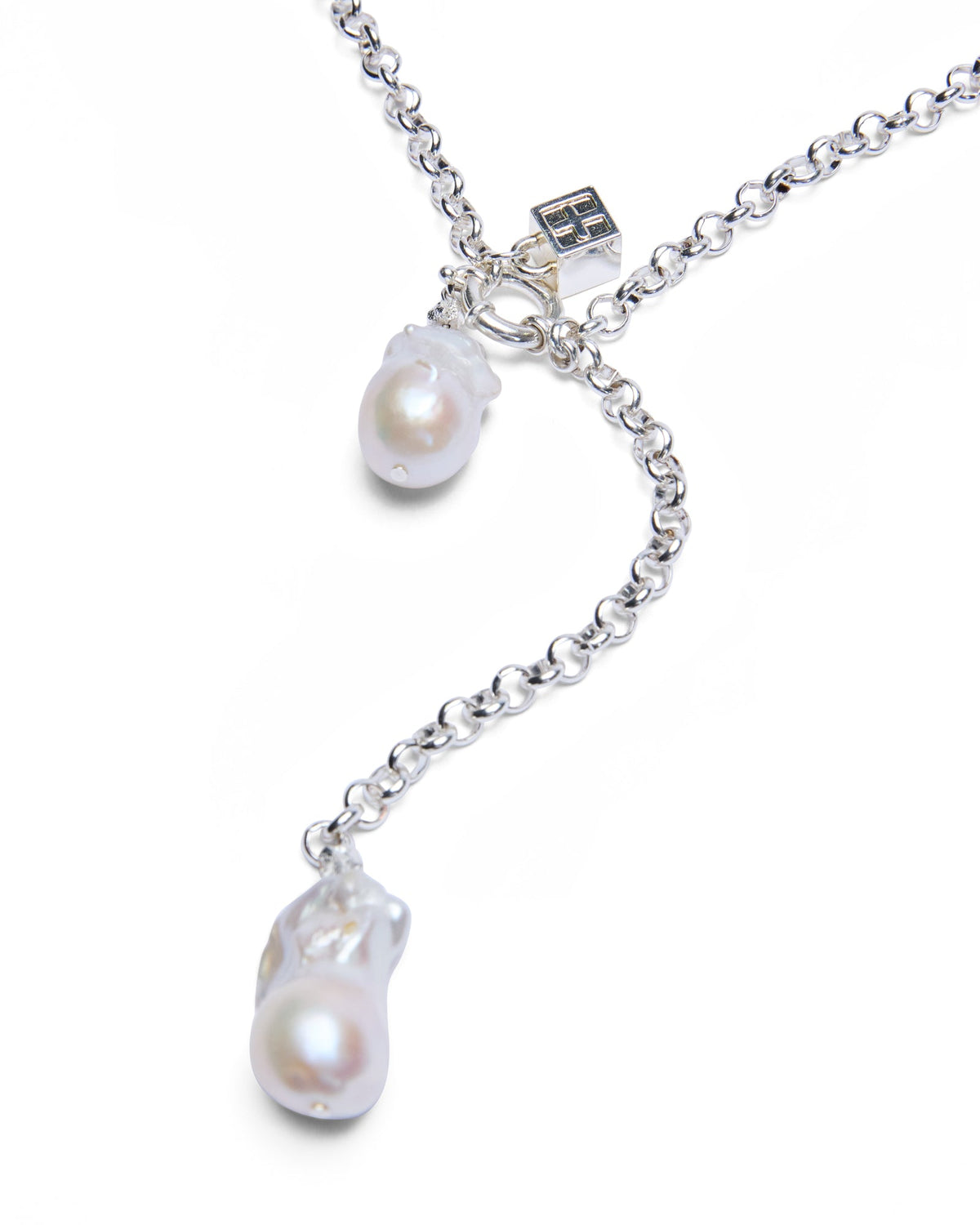 PEARL TWINZ NECKLACE