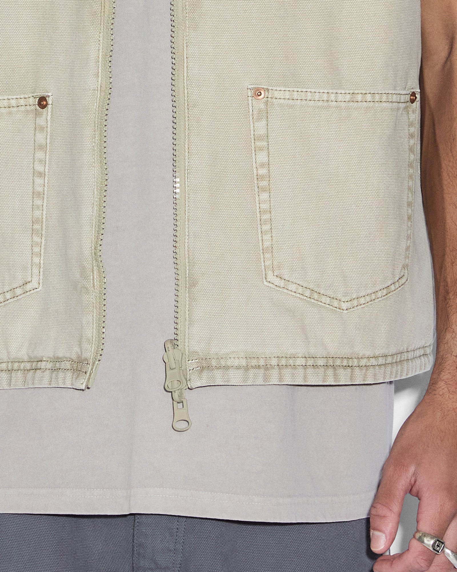 MENS BATTLER VEST KHAKI VESTS
