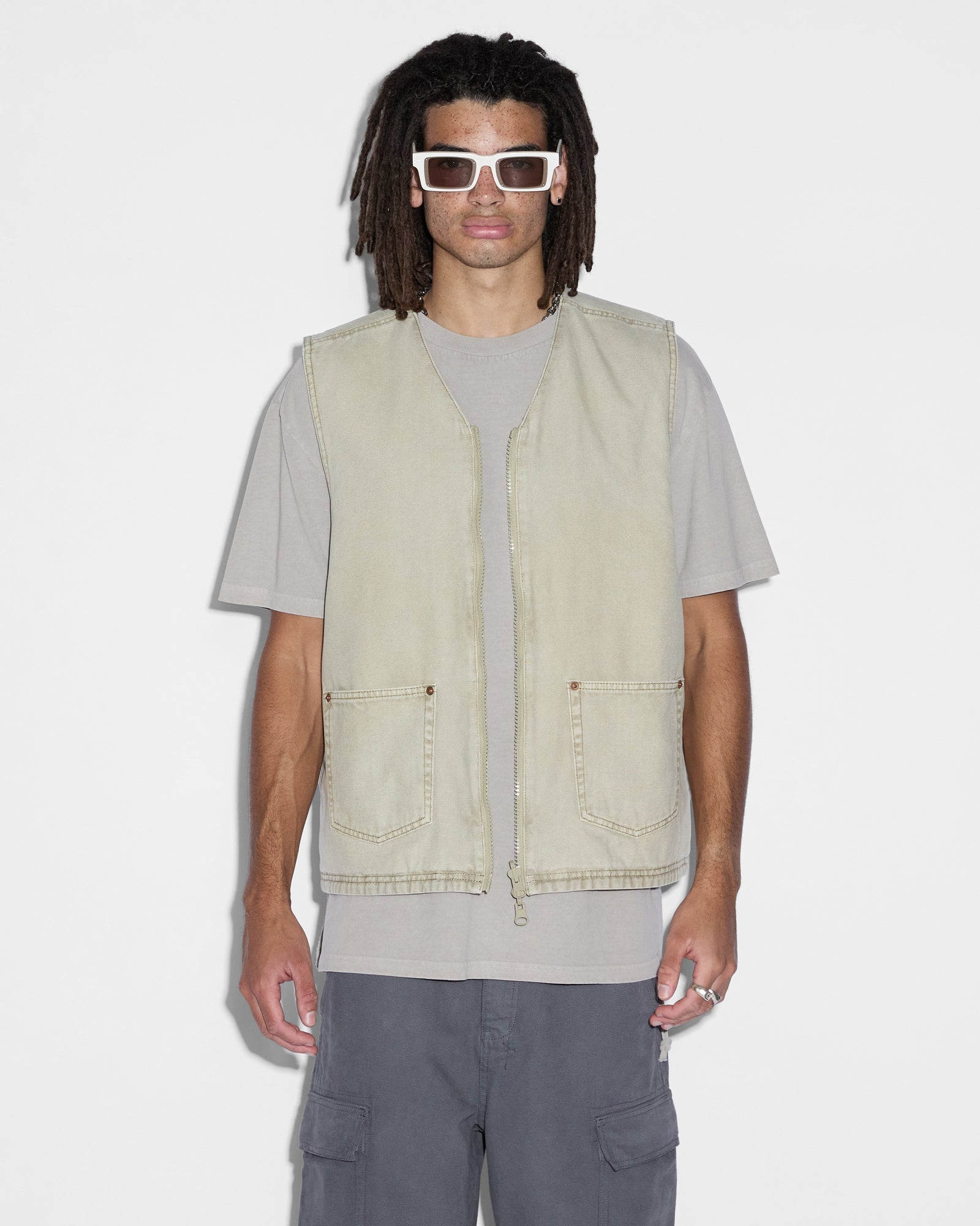 MENS BATTLER VEST KHAKI VESTS