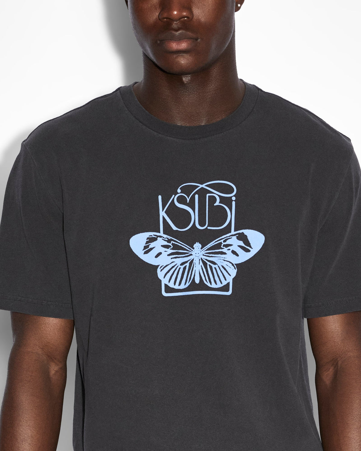 Mens Butterfly Kash Ss Tee Faded Black Regular Tees - Black