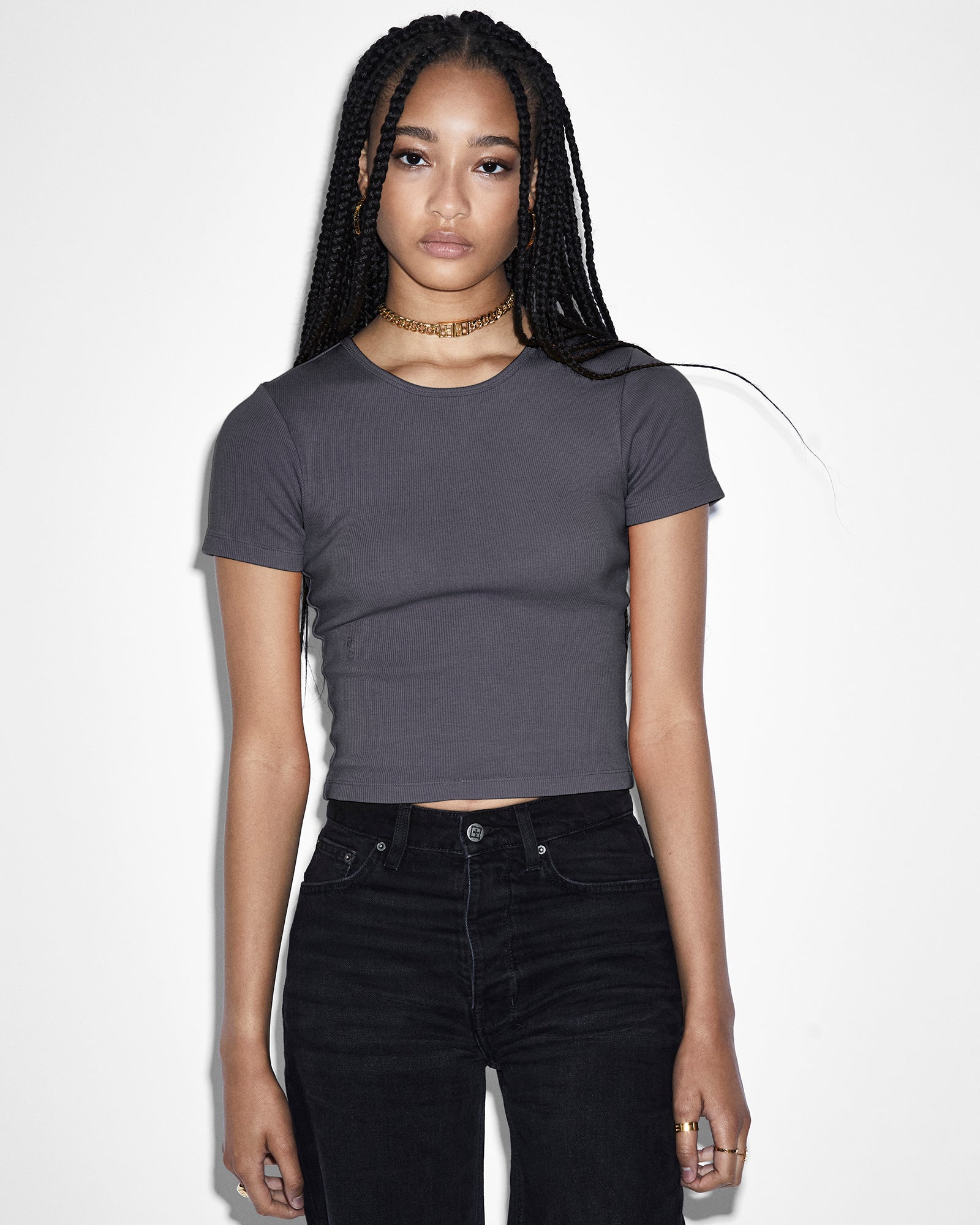 WOMENS  ARISE SS TEE COAL FITTED TEES