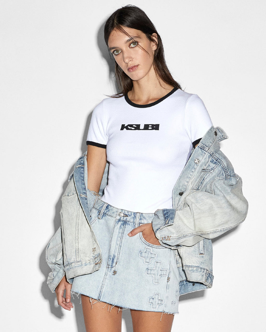 Womens 90s Arise Ss Tee White Fitted Tees - White