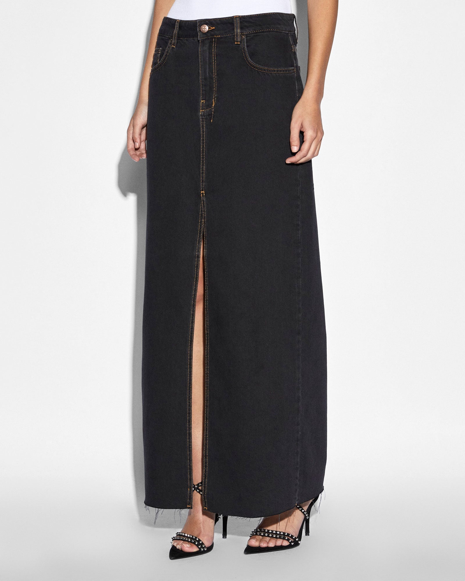 KARA MAXI SKIRT PITCH