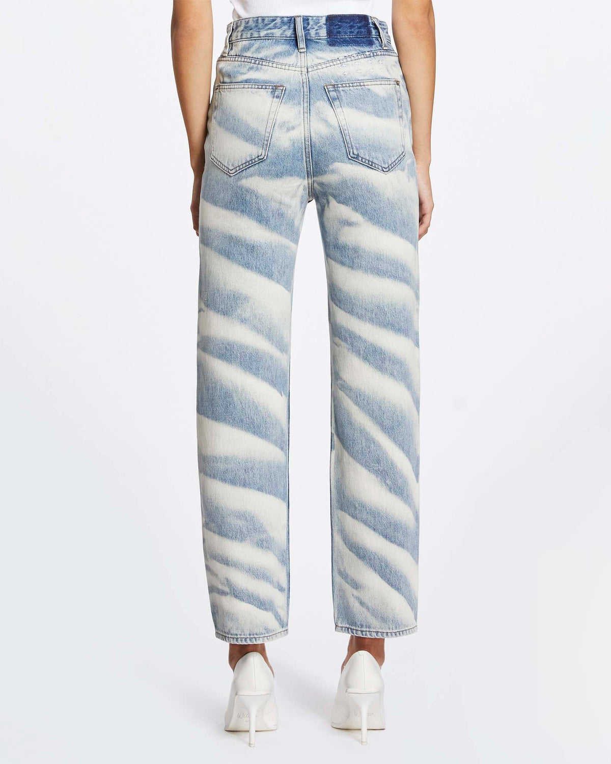 Womens Brooklyn Jean Strokes Straight Denim Jeans - Denim