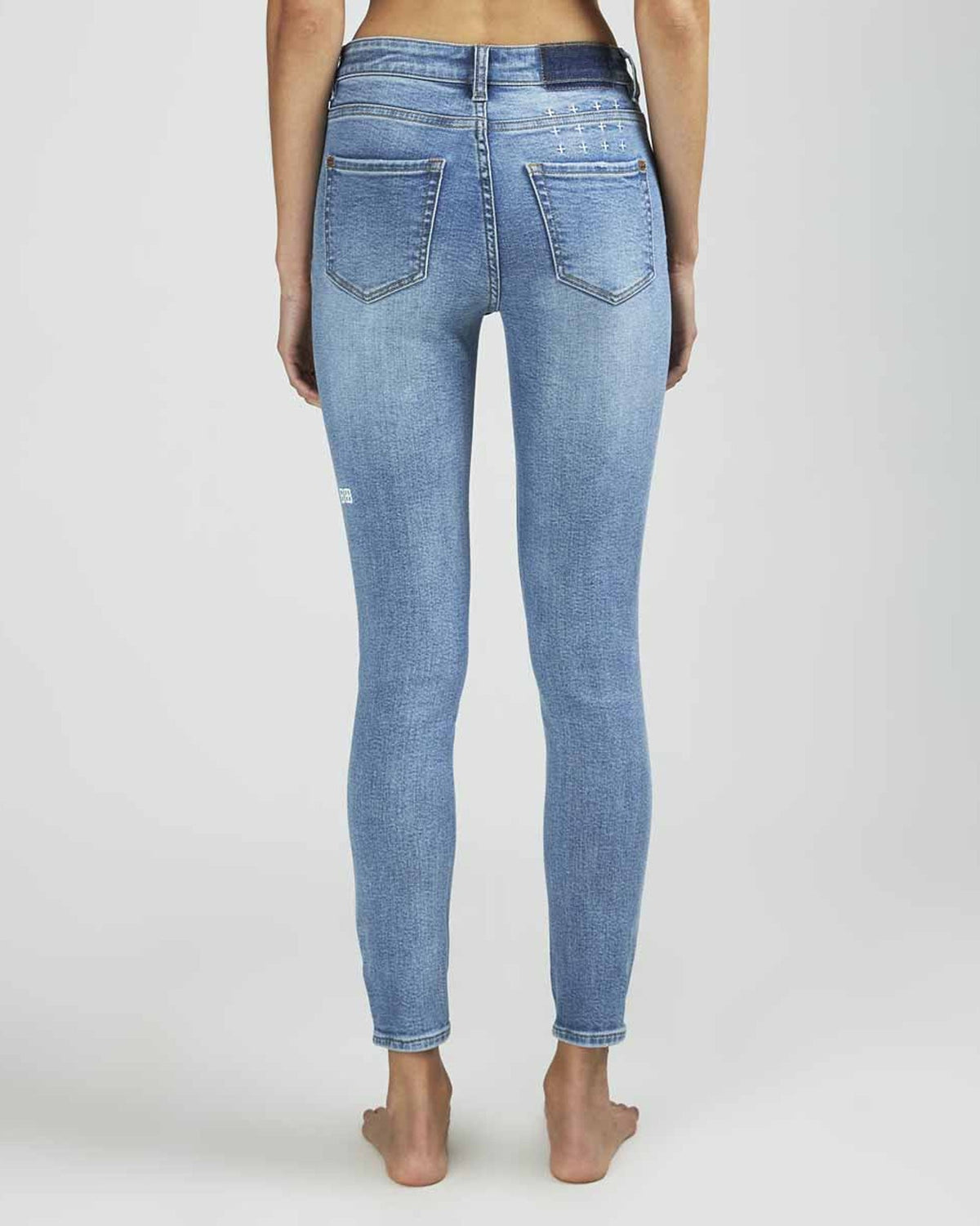 WOMENS SPRAY ON SKYWAY DENIM JEANS